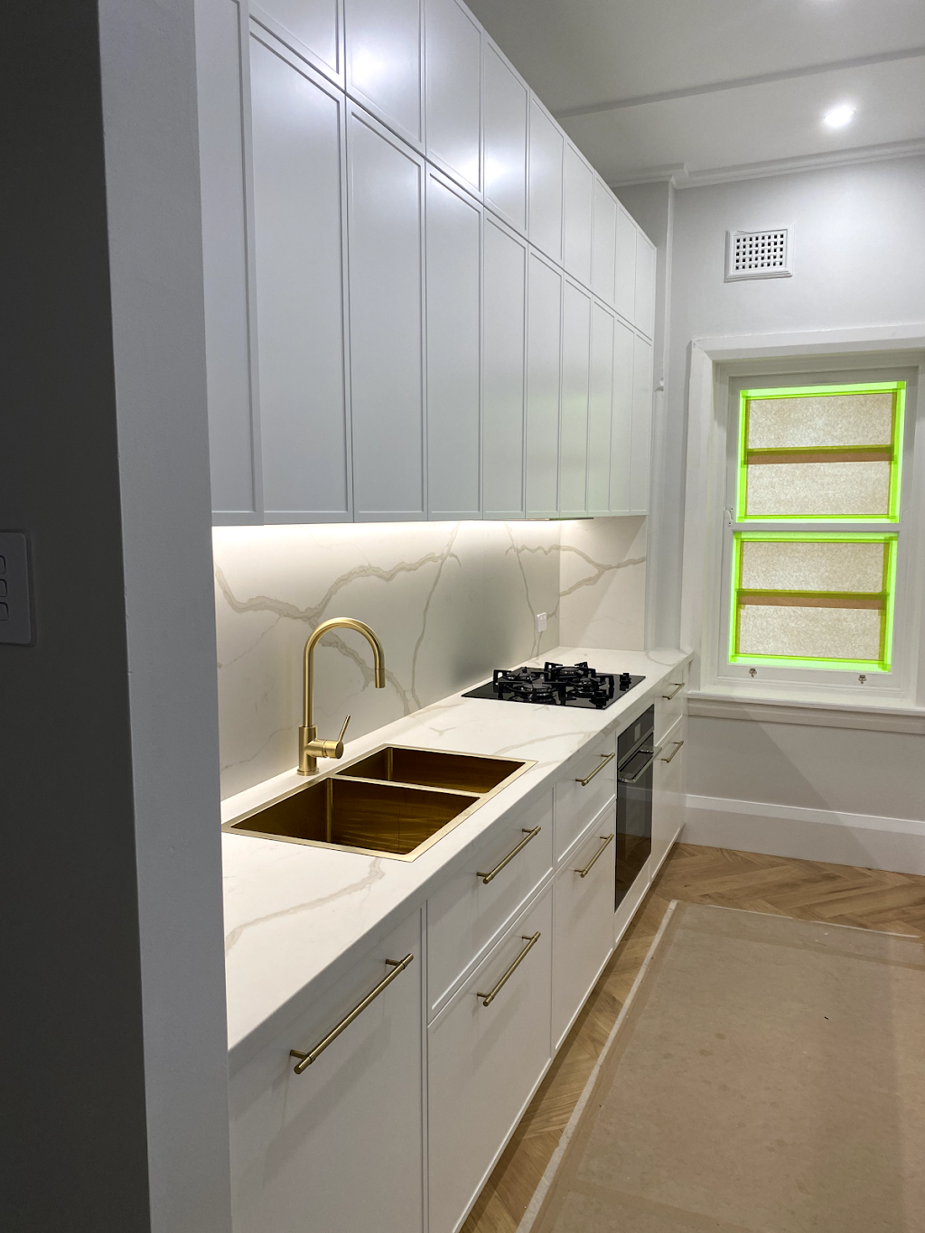 S.O.S Electrical Services | 156 Taylors Rd, Silverdale NSW 2752, Australia | Phone: 0483 940 689