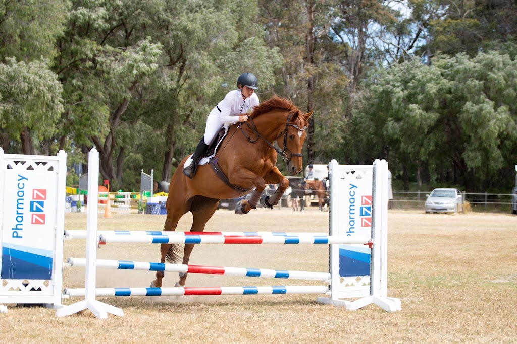 Parkfield Equestrian | Lot 630 Cathedral Ave, 47 Lofthouse Dr, Leschenault WA 6233, Australia | Phone: 0424 415 999