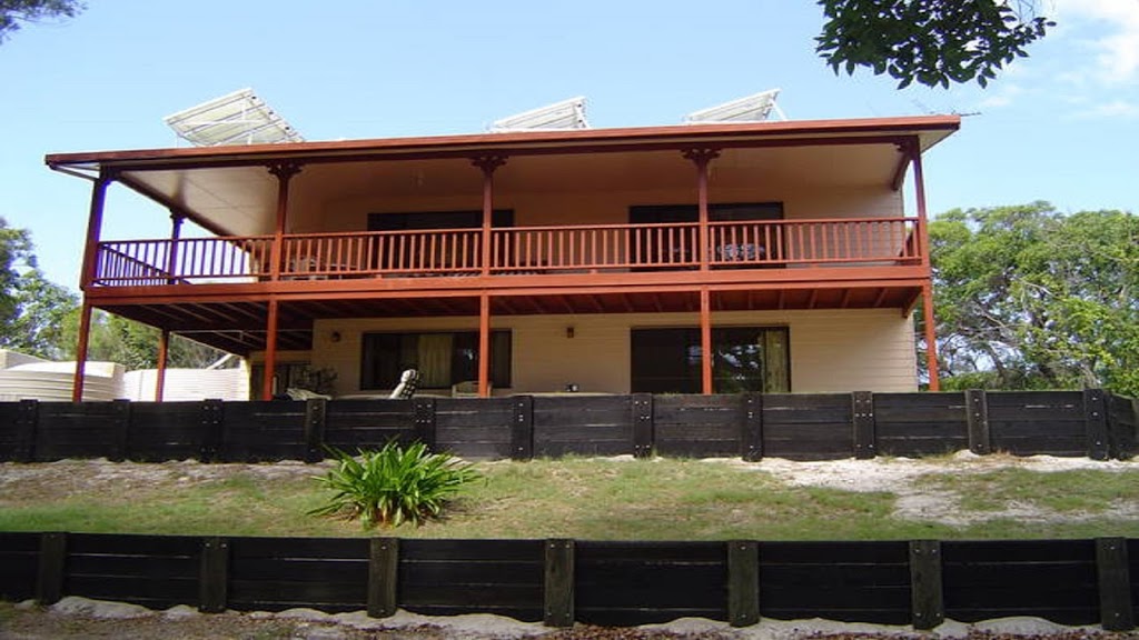 Moreton Island Accommodation | real estate agency | 57 The Strand, Bulwer QLD 4025, Australia | 0738802235 OR +61 7 3880 2235