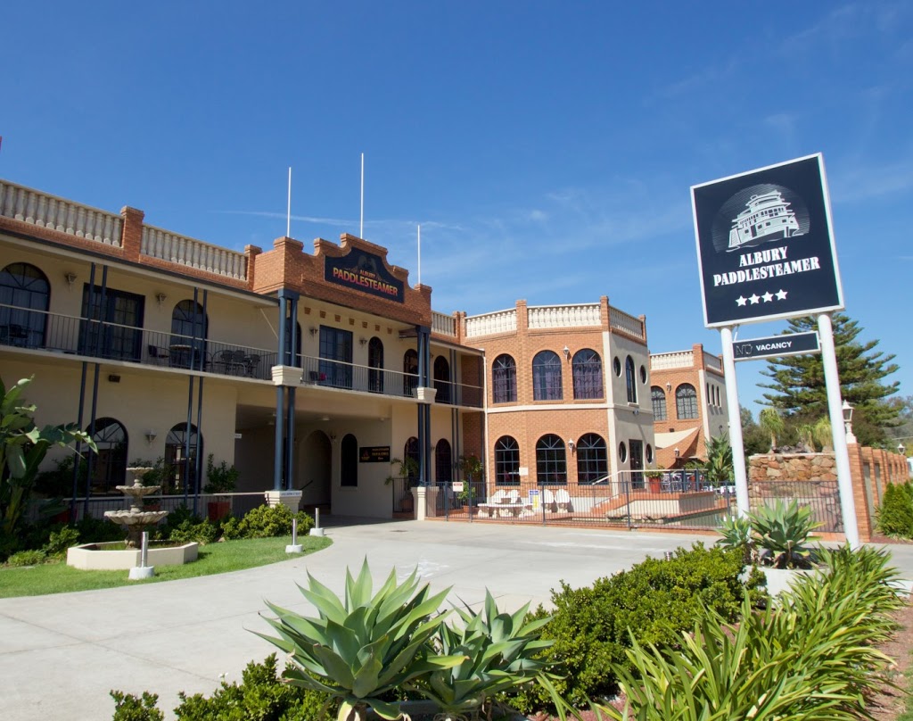 Albury Paddlesteamer | lodging | 324 Wodonga Pl, South Albury NSW 2640, Australia | 0260420500 OR +61 2 6042 0500