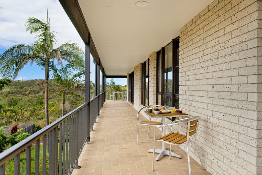 Apricari - oasis by the sea | lodging | 5 Honeysuckle Rd, Bonny Hills NSW 2445, Australia | 0410938691 OR +61 410 938 691