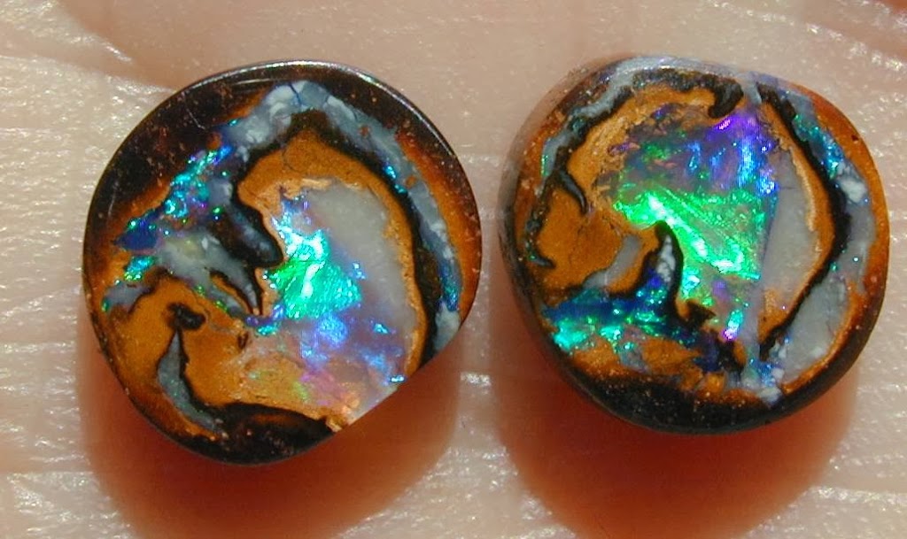 Opal Hut | 87 Matrix Dr, Yowah QLD 4490, Australia | Phone: 0438 554 791