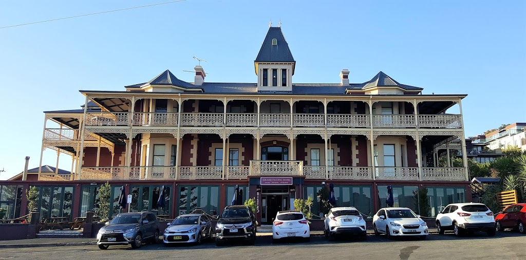 Grand Pacific Hotel Lorne | 268 Mountjoy Parade, Lorne VIC 3232, Australia | Phone: (03) 5289 1609