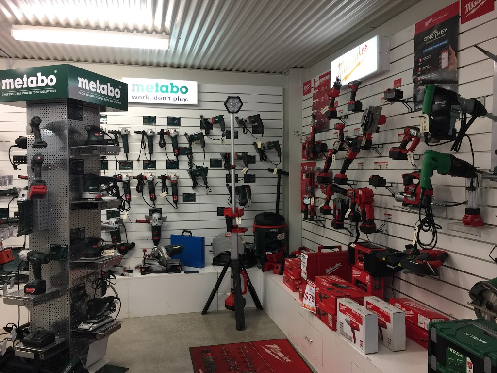 BJ Howes Metaland | hardware store | 932 Pacific Hwy, Lisarow NSW 2250, Australia | 0243282366 OR +61 2 4328 2366
