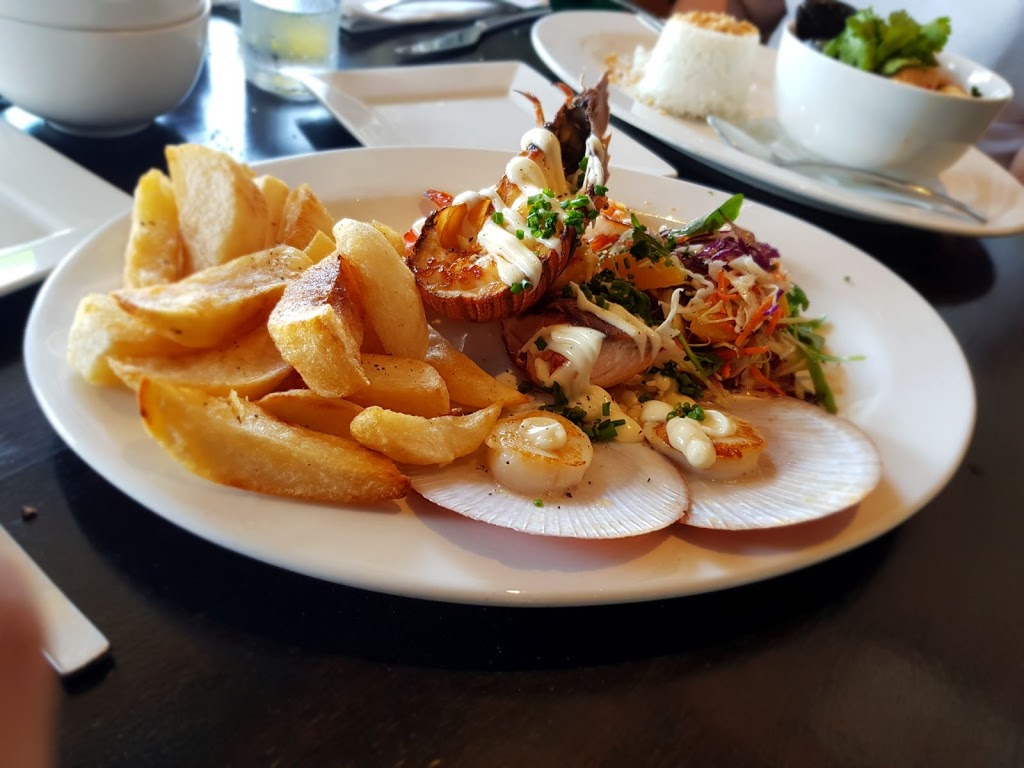 Fish on Parkyn | 25 Parkyn Parade, Mooloolaba QLD 4557, Australia | Phone: (07) 5444 4711