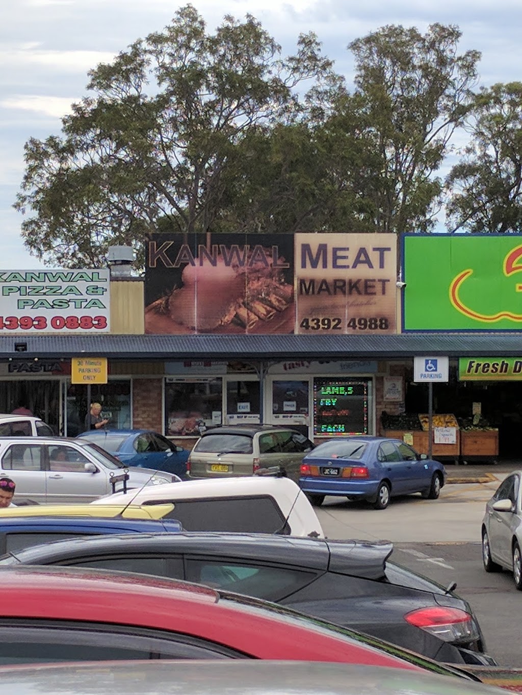 Kanwal Meat Market | store | 258 Wallarah Rd, Kanwal NSW 2259, Australia | 0243924988 OR +61 2 4392 4988