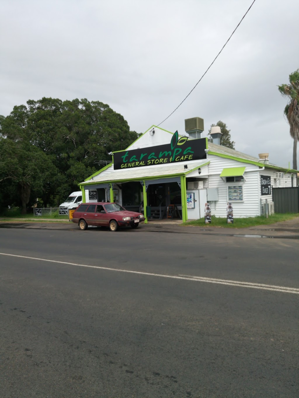 Tarampa General Store & Cafe | meal takeaway | 218 Lowood Minden Rd, Tarampa QLD 4311, Australia | 0754261354 OR +61 7 5426 1354