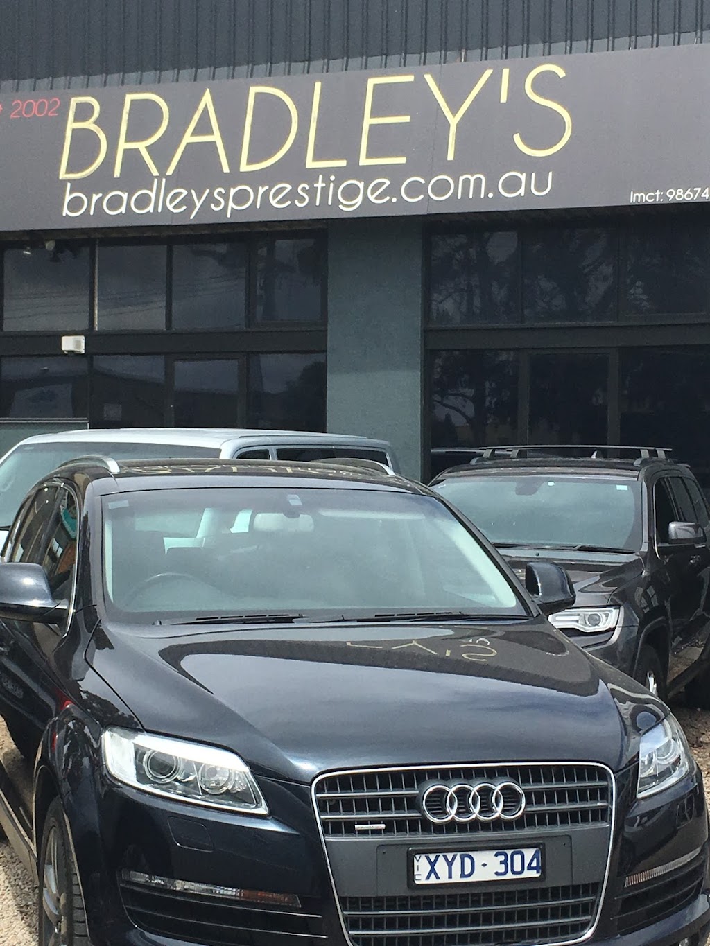 Bradleys Prestige | car dealer | 206 Governor Rd, Braeside VIC 3195, Australia | 0395881531 OR +61 3 9588 1531