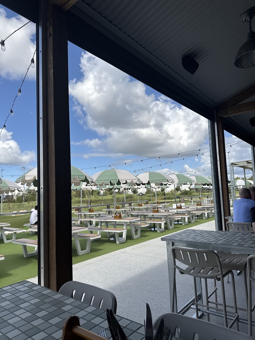 4 Pines Landers Pocket | 2/40 The Cct, Brisbane Airport QLD 4008, Australia | Phone: (07) 3087 7800