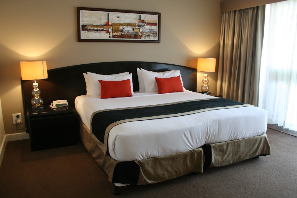 New Terry Hotel & Golf Resort | 172 Paradise Dr, Wirrina Cove SA 5203, Australia | Phone: (08) 8598 2400