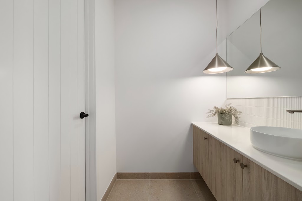 Hudson Ridge Display Home - Flinders 29 | 104 Watercourse Ave, Lara VIC 3212, Australia | Phone: (03) 5243 6120