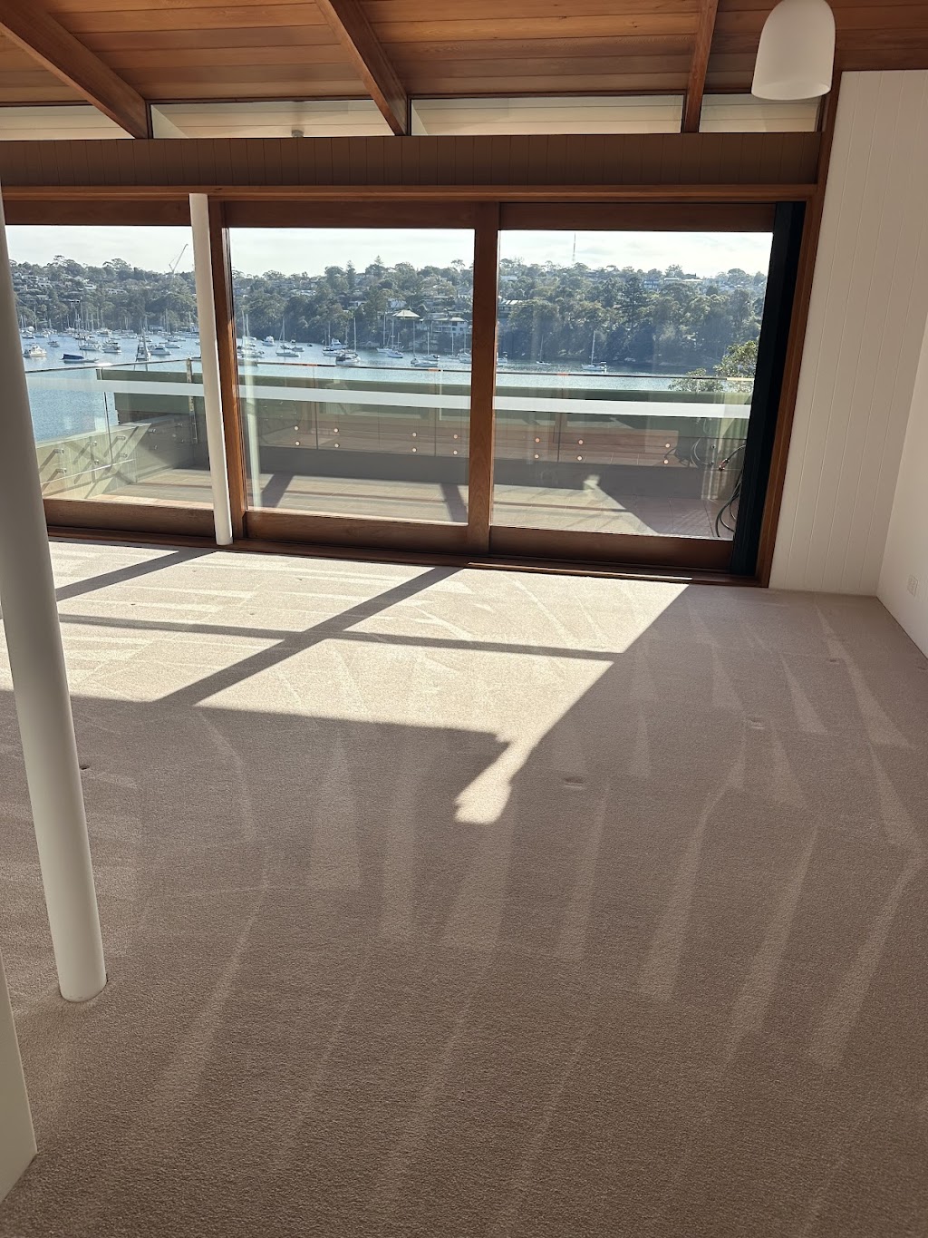 Crystal Clean Clan | 41 Acacia Ave, Prestons NSW 2170, Australia | Phone: 0426 440 544