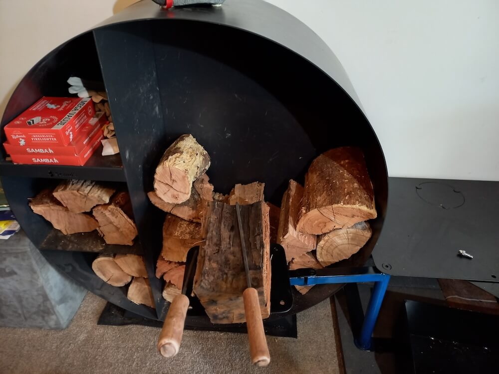 Awesome Fireplace Assistant | 89 Tuckers Rock Rd, Repton NSW 2454, Australia | Phone: 0432 123 692