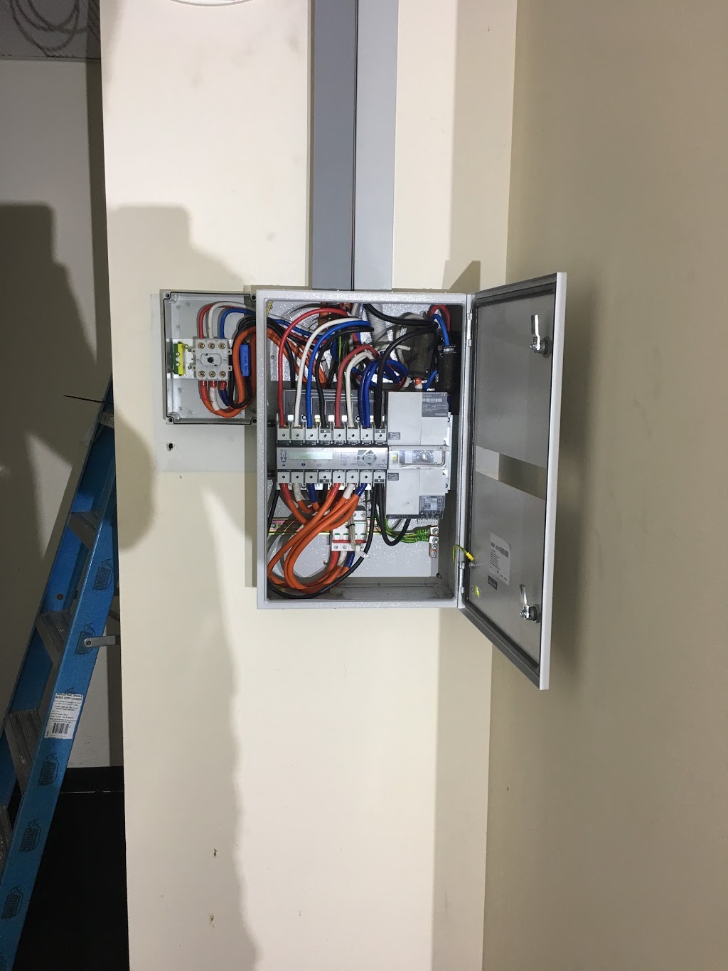 CJA Electrical & Communication Systems | electrician | Unit 15 417 Seaview Road, Henley Beach SA 5022, Australia | 0415195368 OR +61 415 195 368