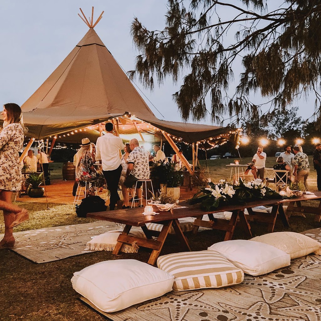 Straddie Tipis |  | 34 Samarinda Way, Point Lookout QLD 4183, Australia | 0409896966 OR +61 409 896 966