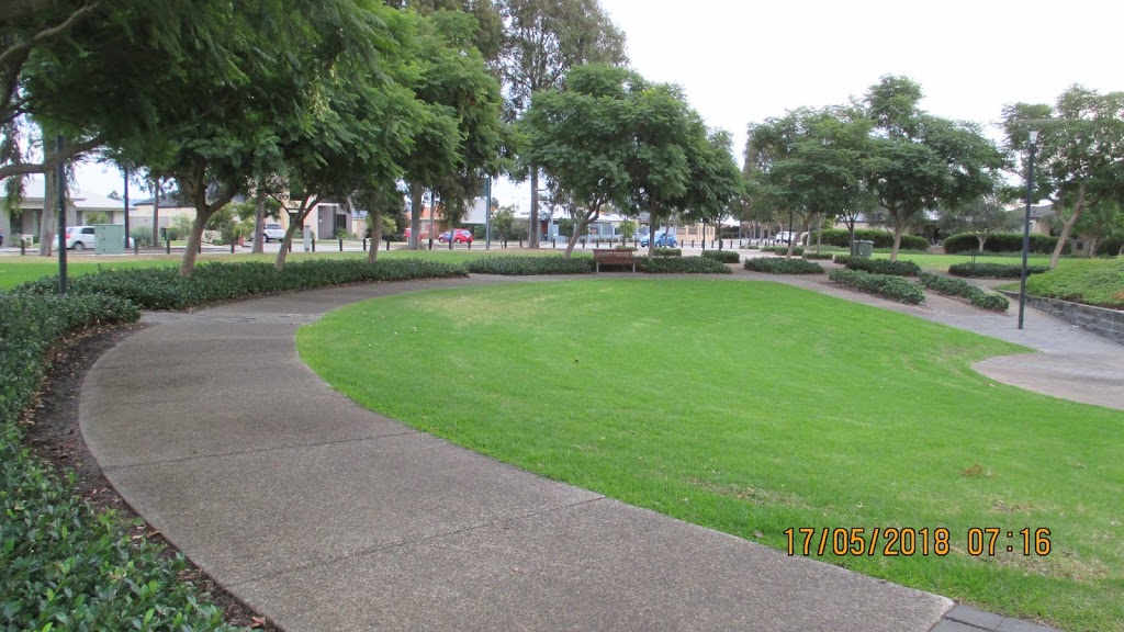 Duggan Park | Corner Macquarie Boulevard and, Jackadder Ave, Hammond Park WA 6164, Australia