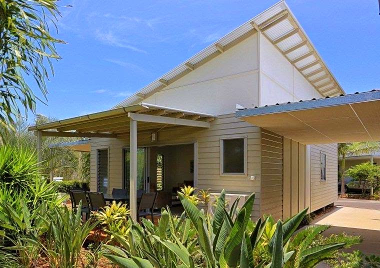 Woodgate Beach Houses | lodging | 151-152, Esplanade, Woodgate QLD 4660, Australia | 0741265441 OR +61 7 4126 5441