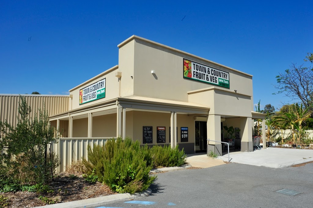 Town & Country Fruit & Vegetables | store | 2660 Albany Hwy, Kelmscott WA 6111, Australia | 0893907173 OR +61 8 9390 7173