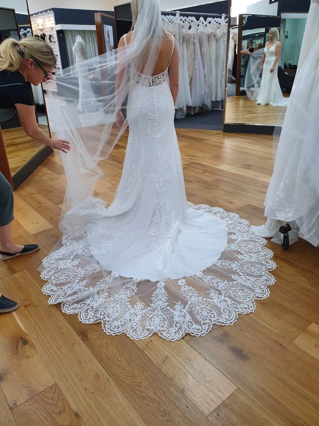 Fairytales Bridal Boutique | clothing store | 426 Whitehorse Rd, Nunawading VIC 3131, Australia | 0398740033 OR +61 3 9874 0033