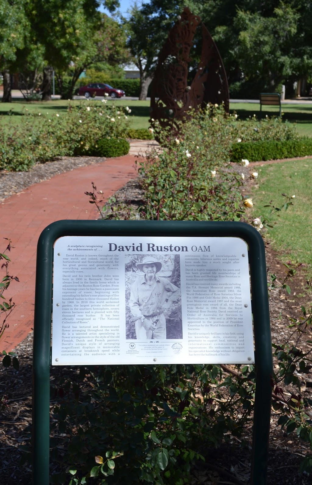 David Ruston Memorial | 62 James Ave, Renmark SA 5341, Australia