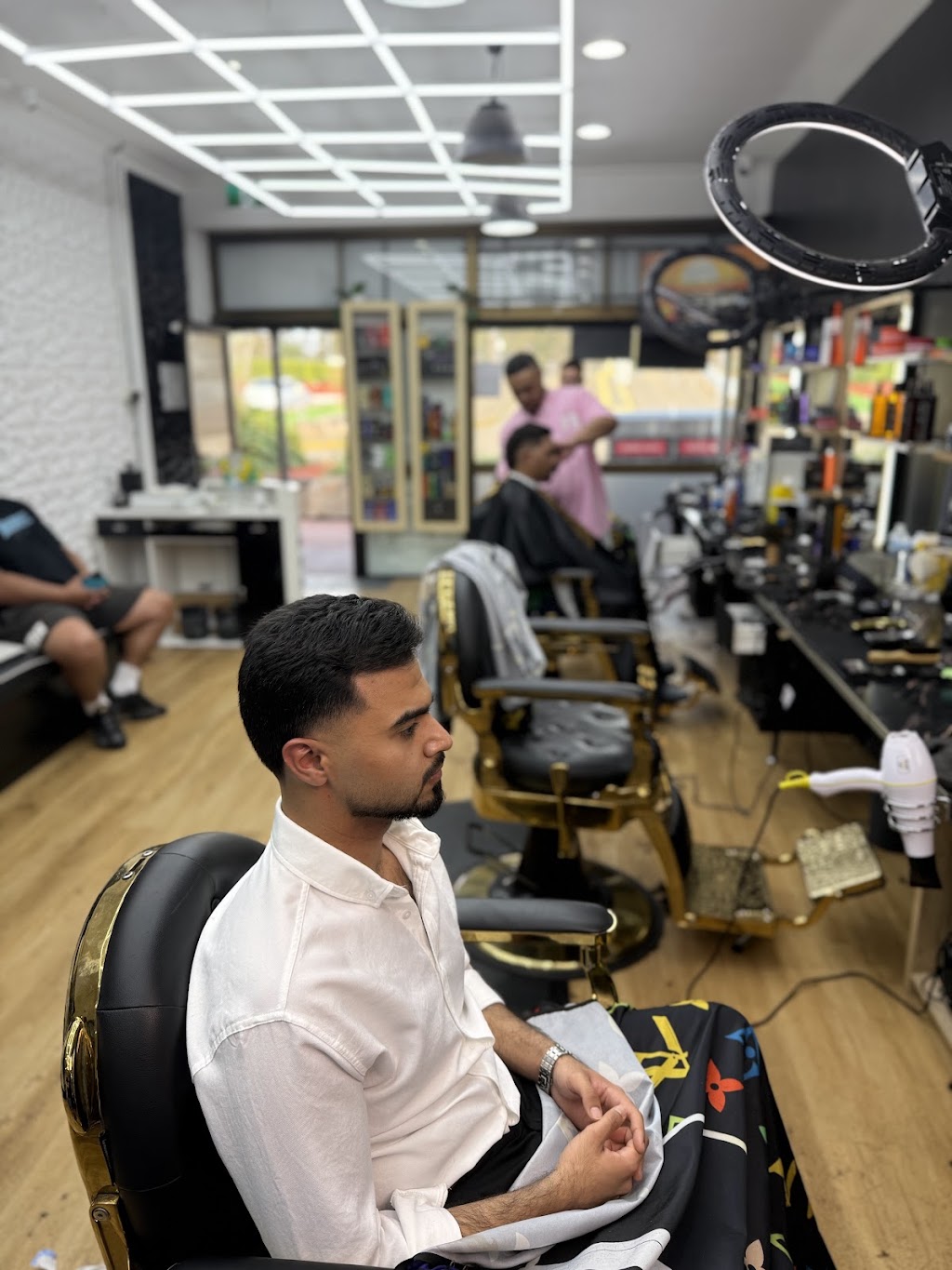 Money cuts barber shop | 183 Kruger Parade, Redbank Plains QLD 4301, Australia | Phone: 0470 429 324