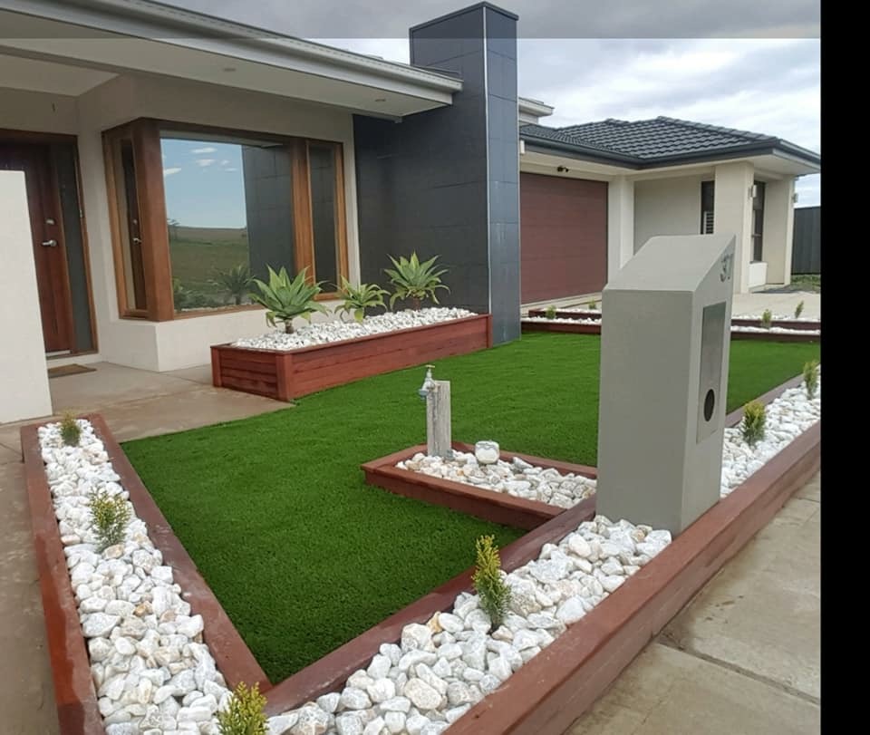 First choice mowing & landscaped gardens | 33 Ballintine St, Benalla VIC 3672, Australia | Phone: 0424 896 317