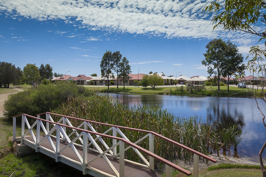 Lakeside by Teman | point of interest | 194 Old Mandurah Rd, Ravenswood WA 6208, Australia | 0895378200 OR +61 8 9537 8200