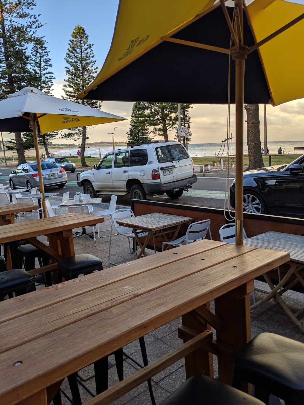Dee Why Social | restaurant | 23 The Strand, Dee Why NSW 2099, Australia | 0299710744 OR +61 2 9971 0744