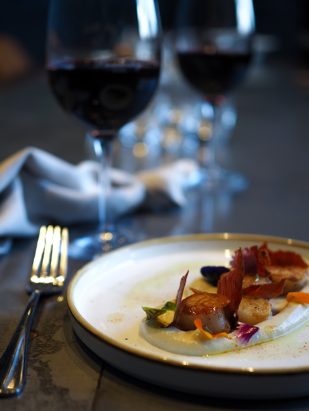 Leos by Night | 3020 Old Hume Hwy, Berrima NSW 2577, Australia | Phone: (02) 4868 8788