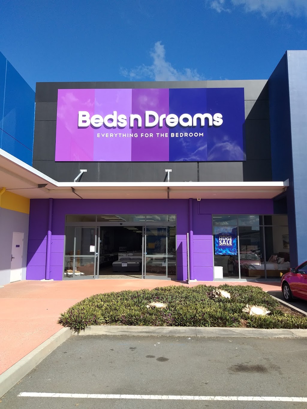 Beds N Dreams - Helensvale | furniture store | Homeworld Helensvale, Shop 2B/502 Hope Island Rd, Helensvale QLD 4212, Australia | 0755806213 OR +61 7 5580 6213