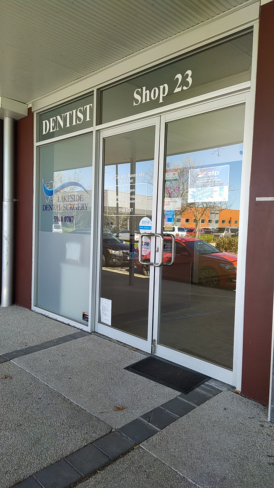 Lakeside Dental Surgery | dentist | Shop 23/18-36 Lakeside Blvd, Pakenham VIC 3806, Australia | 0359400787 OR +61 3 5940 0787