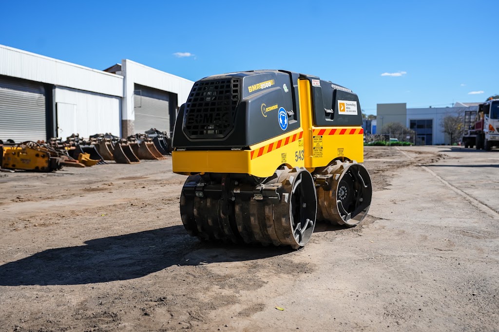 Donnelley Hire Nowra | 56 Yalwal Rd, West Nowra NSW 2541, Australia | Phone: (02) 4415 9347