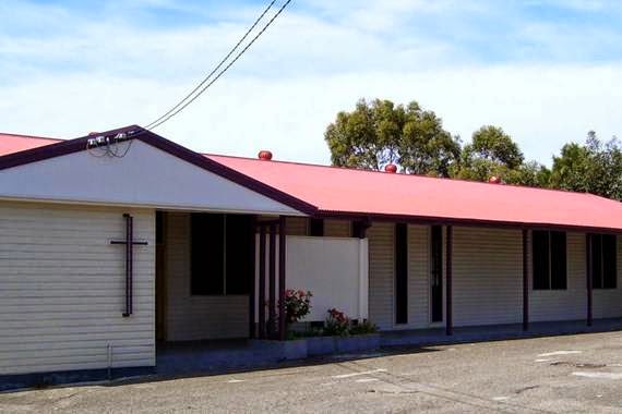 Saint Pius X Windale Church | 2 Lake St, Windale NSW 2306, Australia | Phone: (02) 4945 4402