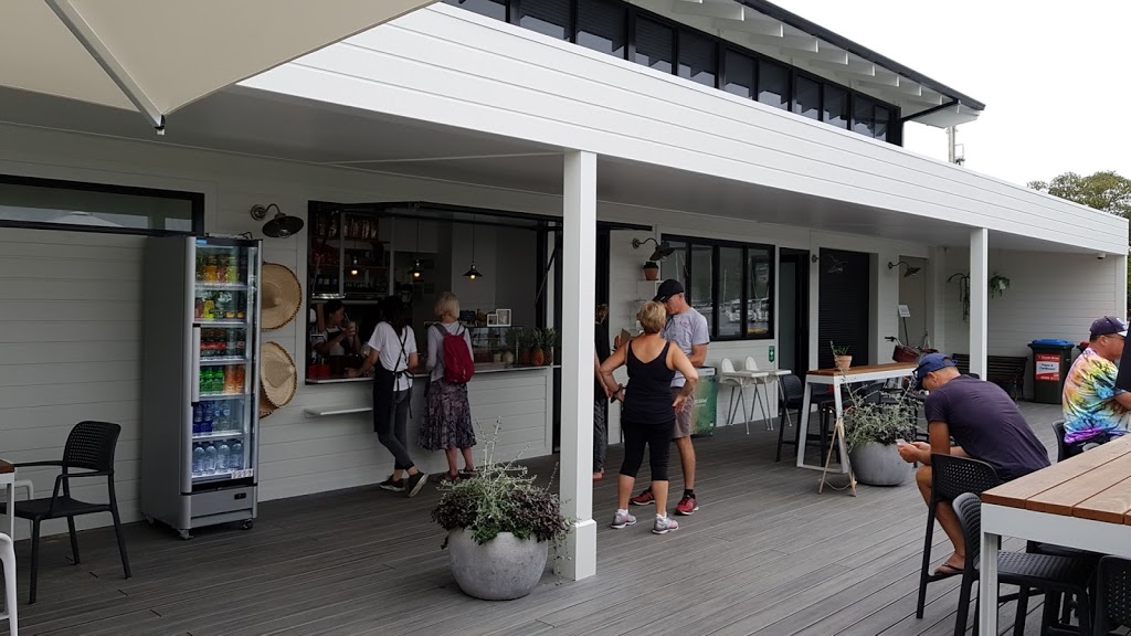 The Sandy Bear | cafe | Sandy Bay Rd, Clontarf NSW 2093, Australia