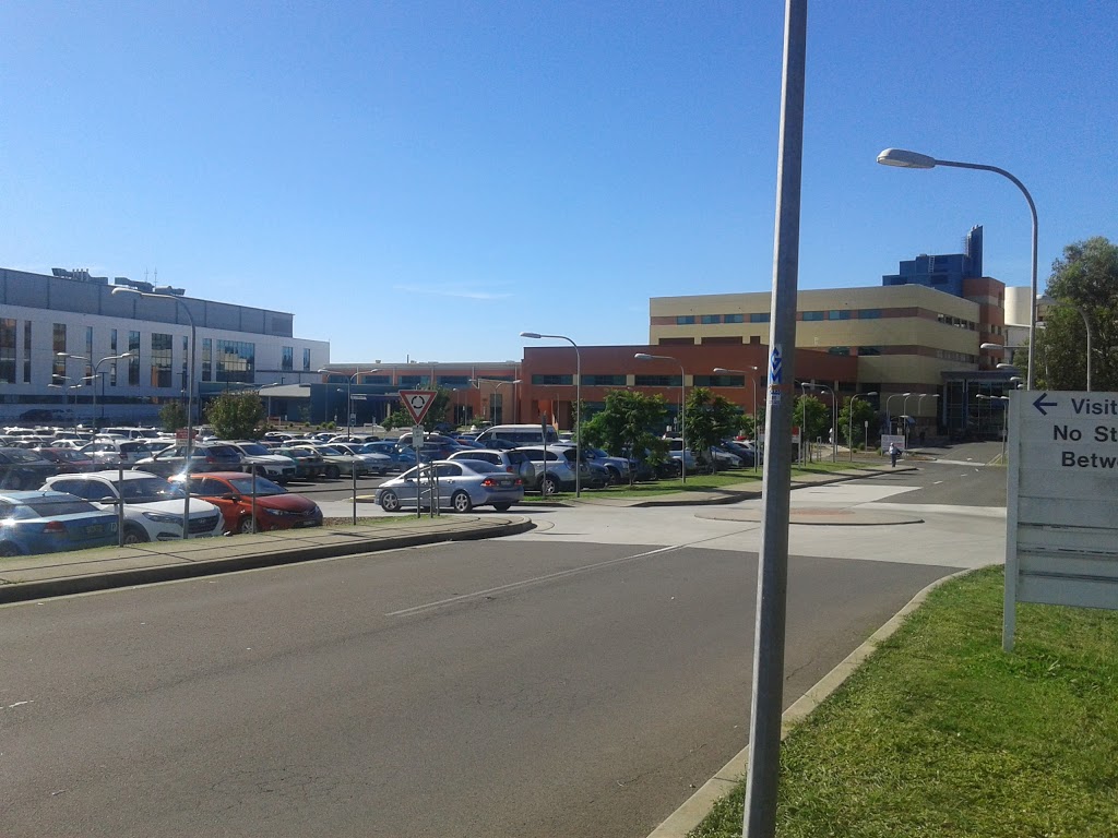 Macarthur Hospital | hospital | 100 Parkside Cres, Campbelltown NSW 2560, Australia