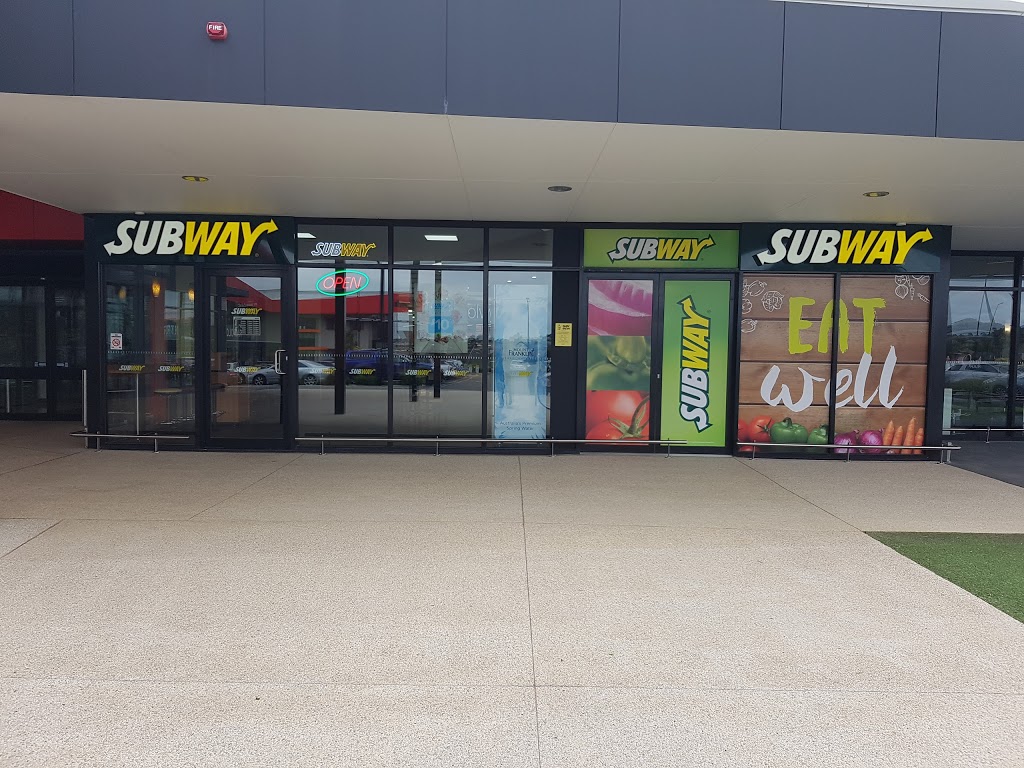 Subway | restaurant | 4 Cardinia Road Arena Shopping Centre, Officer VIC 3809, Australia | 0359417170 OR +61 3 5941 7170