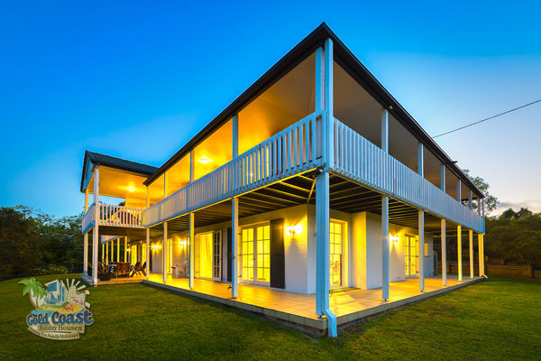 Hamptons Hinterland Retreat | lodging | 39 The Pinnacle, Worongary QLD 4213, Australia | 0427549371 OR +61 427 549 371