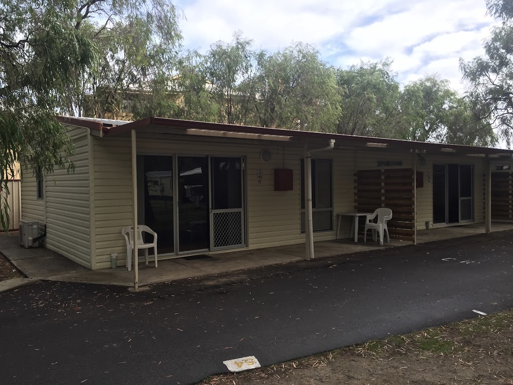 Amblin Holiday Park | campground | 583-585 Bussell Hwy, Broadwater WA 6280, Australia | 0897554079 OR +61 8 9755 4079
