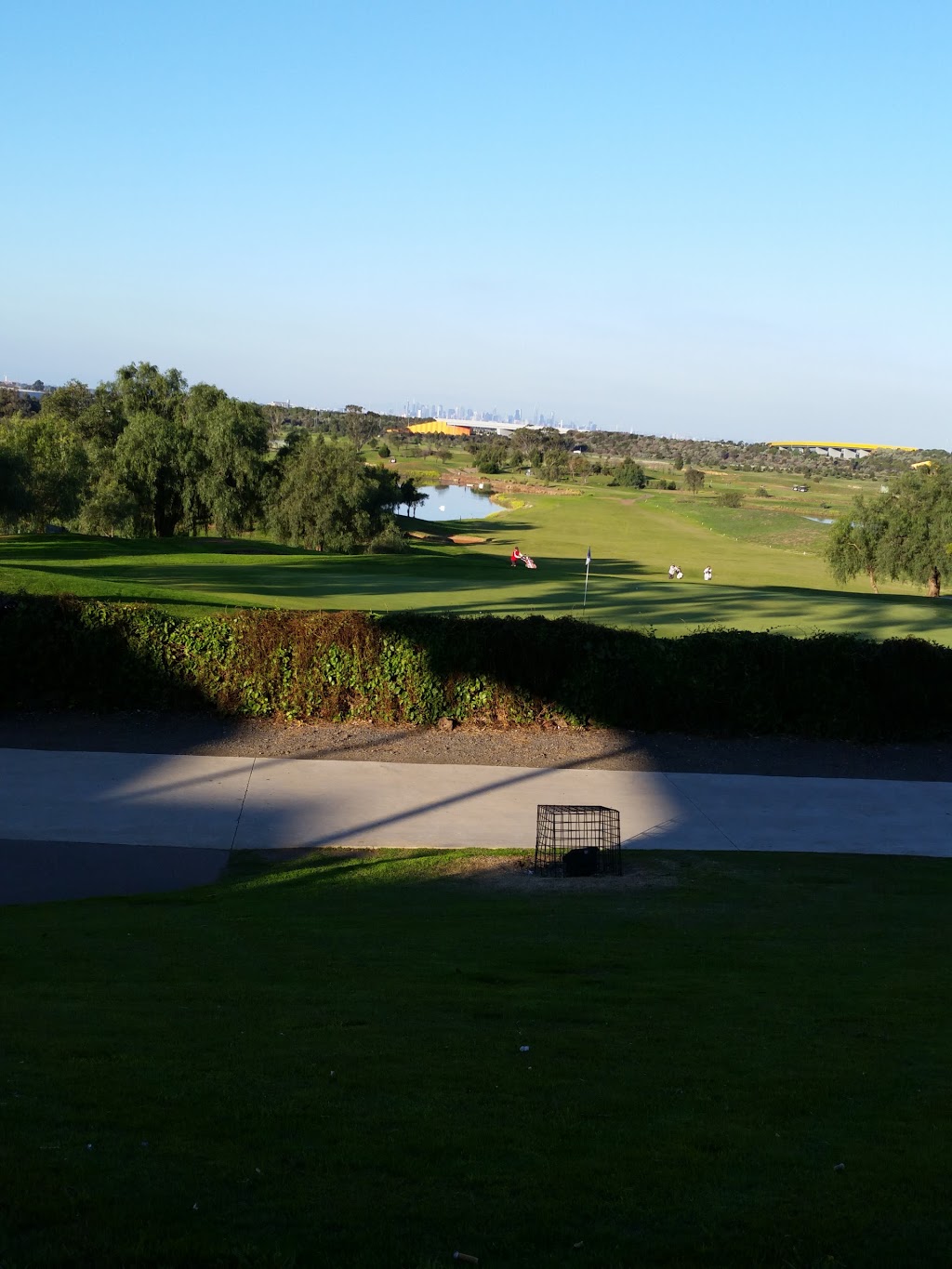 Sunshine Golf Club | 475 Mt Derrimut Rd, Derrimut VIC 3030, Australia | Phone: (03) 9363 1691