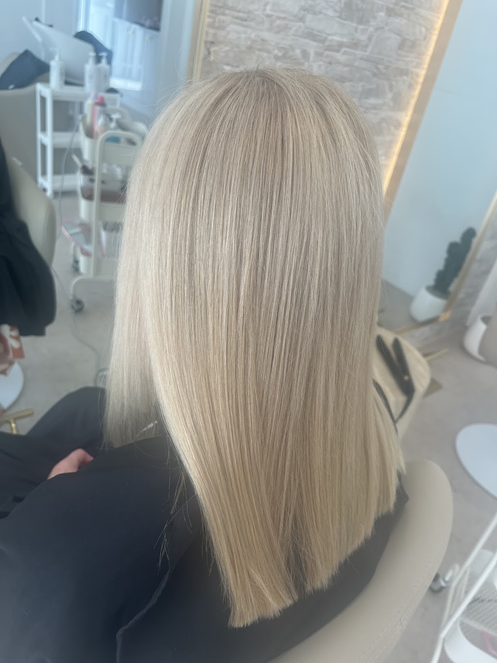 LBK Hair Studio | 52 Douro Rd, Wellington Point QLD 4160, Australia | Phone: 0423 441 272