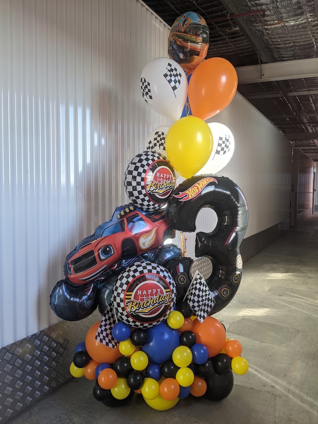 Pretty Bangin Balloons | 65 Lower Hill St, Muswellbrook NSW 2333, Australia | Phone: 0420 828 258