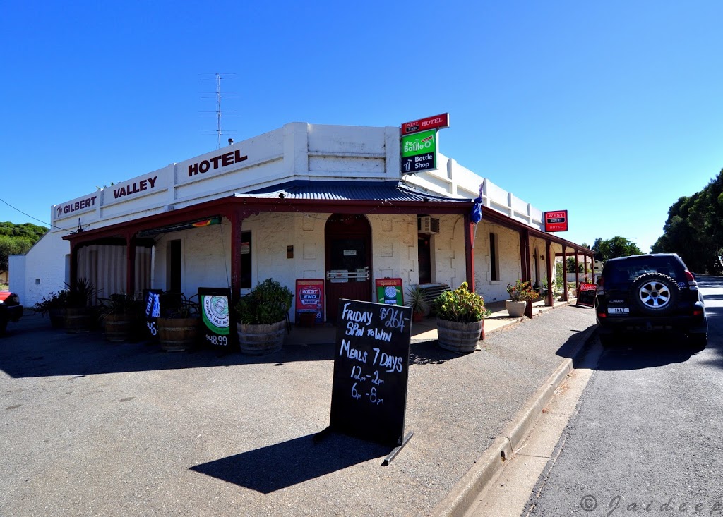 Gilbert Valley Hotel | lodging | 35 Burra Rd, Saddleworth SA 5413, Australia | 0888474030 OR +61 8 8847 4030