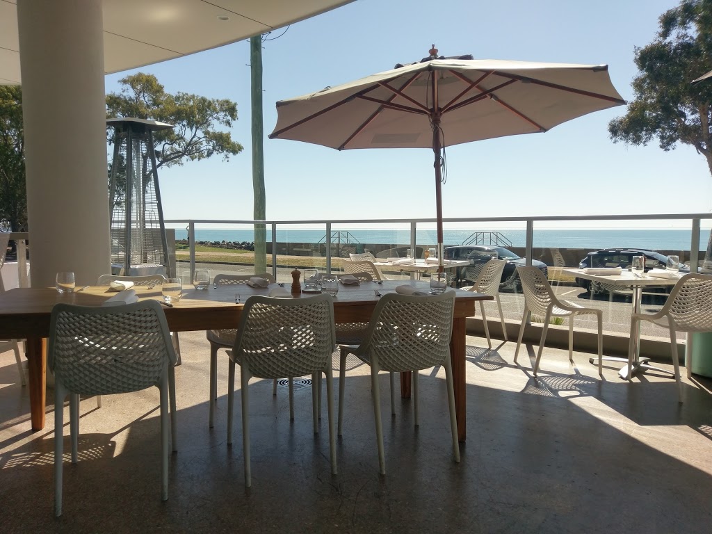 The Vinyard | restaurant | 552 Charlton Esplanade, Urangan QLD 4655, Australia | 0741256982 OR +61 7 4125 6982