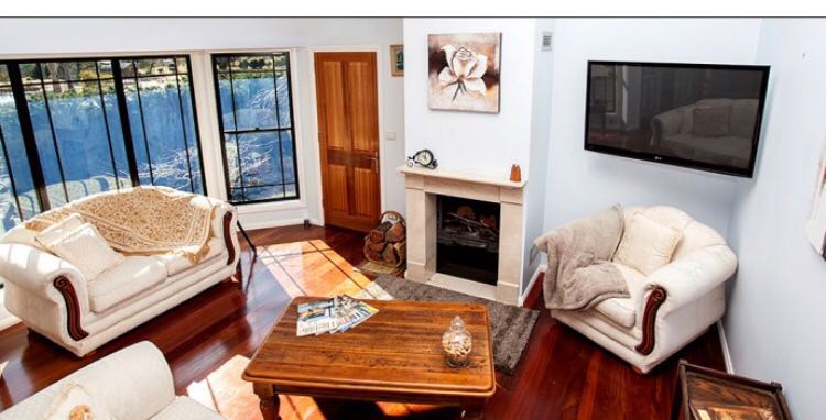 Comfort Manor Penrose | lodging | Kareela Rd, Penrose NSW 2579, Australia | 0400078793 OR +61 400 078 793