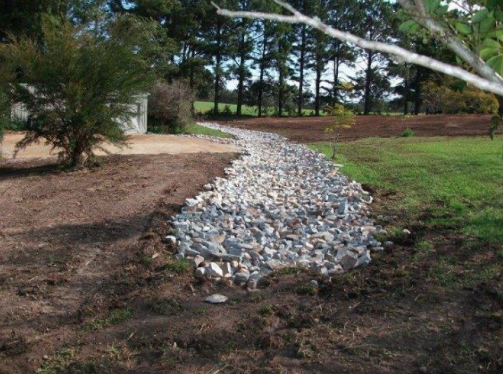 Blue dog landscaping supplies | 72 Siding Rd, Newee Creek NSW 2447, Australia | Phone: (02) 6568 3593