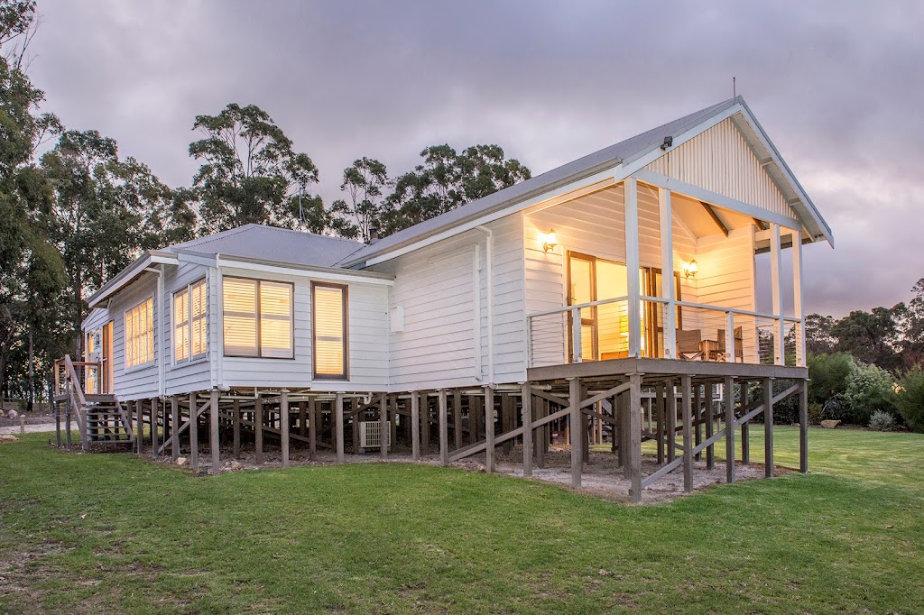 Dunsborough Holiday Homes - 110 Quedjinup Dr | 110 Quedjinup Dr, Quedjinup WA 6281, Australia | Phone: (08) 9756 7866