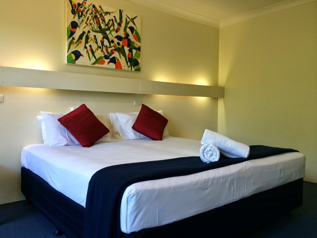 Arcadia Village Motel | 7 Marine Parade, Magnetic Island QLD 4819, Australia | Phone: (07) 4778 5418