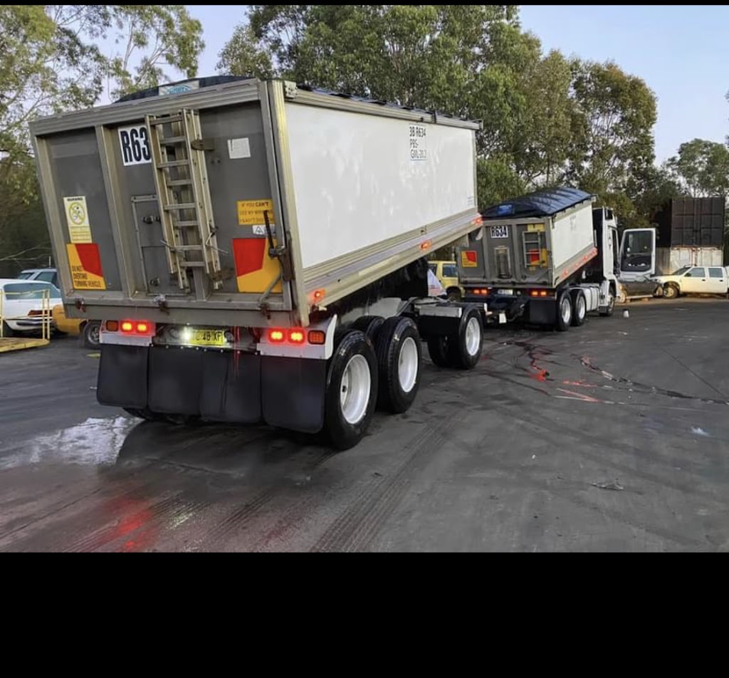 Akie services Tipper Hire & Heavy Haulage Brisbane QLD | general contractor | 13 Welbeck St, Logan Central QLD 4114, Australia | 0469888511 OR +61 469 888 511