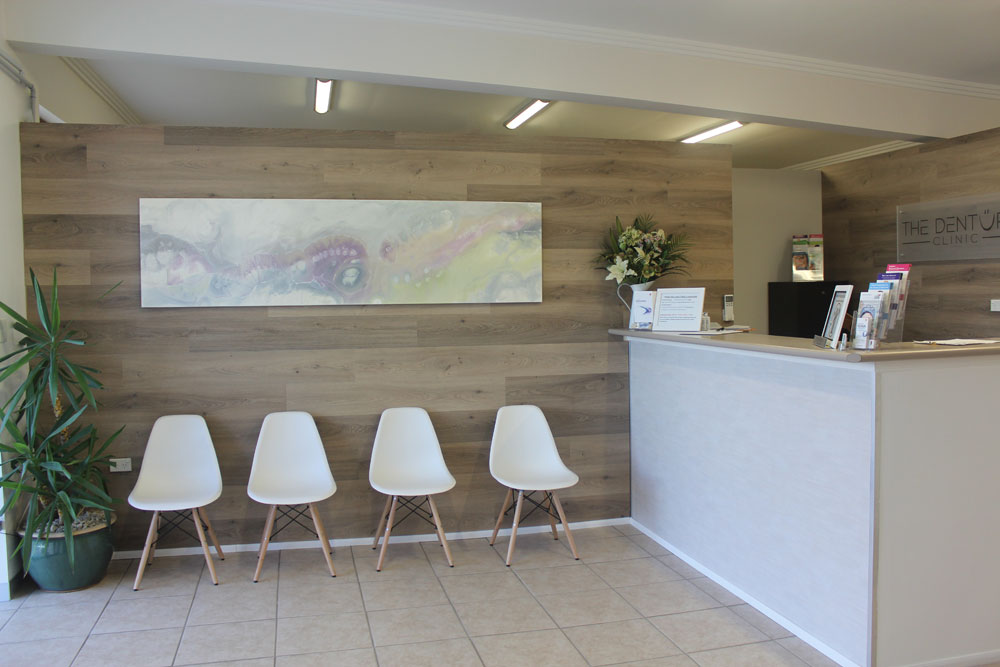 The Denture Clinic | health | 3/66 Central Ave, Oak Flats NSW 2529, Australia | 0242576006 OR +61 2 4257 6006