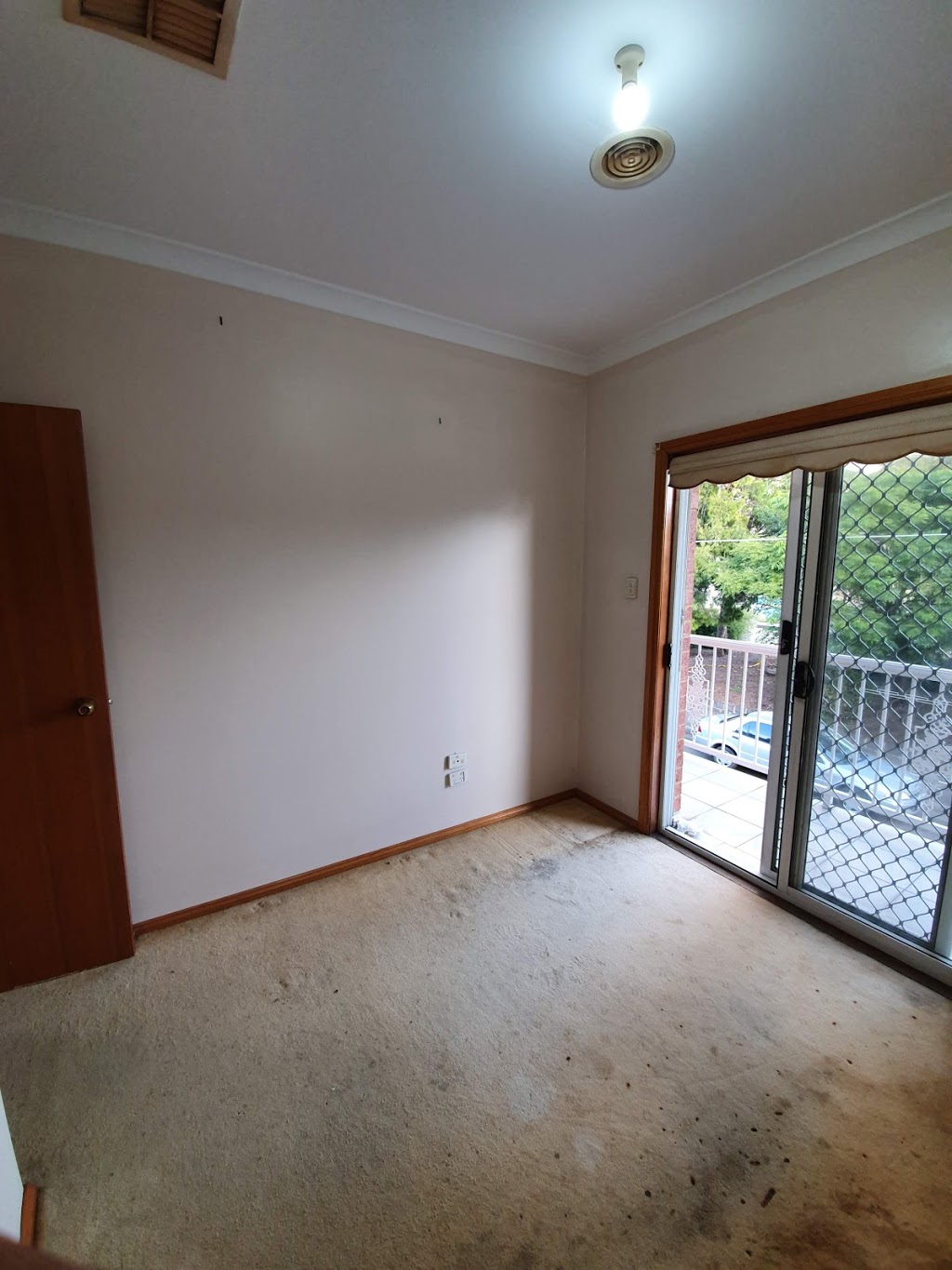 East Melbourne Painting | painter | 1Walter St, Mitcham VIC 3132, Australia | 0405644981 OR +61 405 644 981